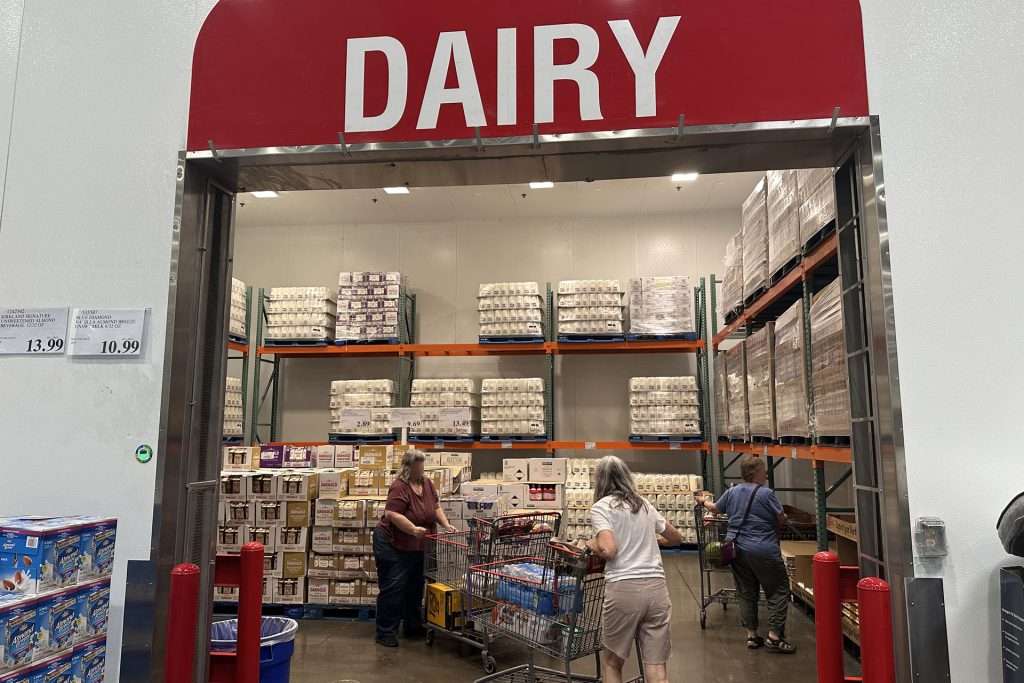Pallet Rack in Costco