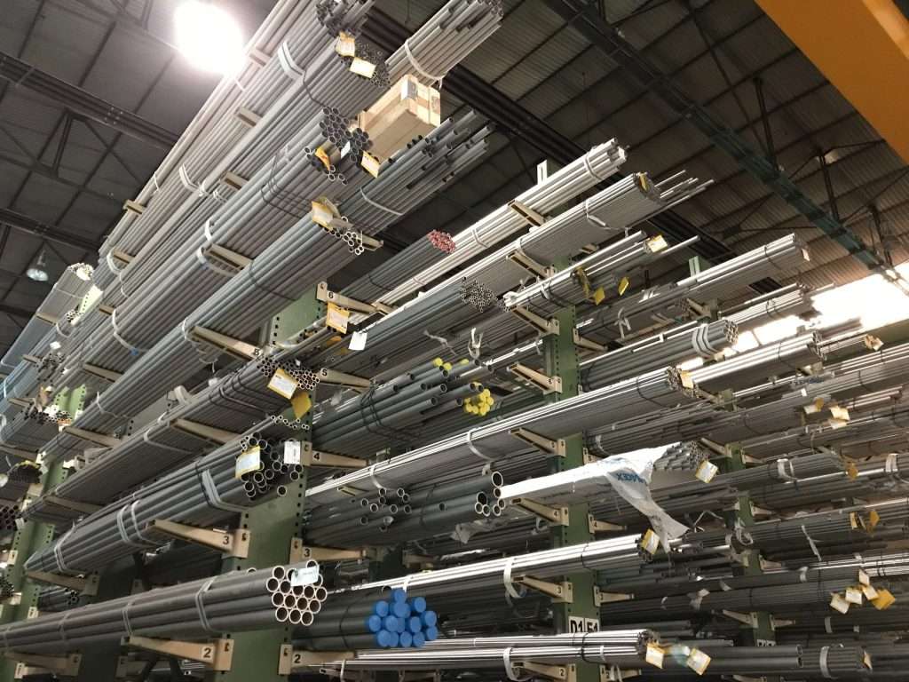 pipe rack and metal pipes
